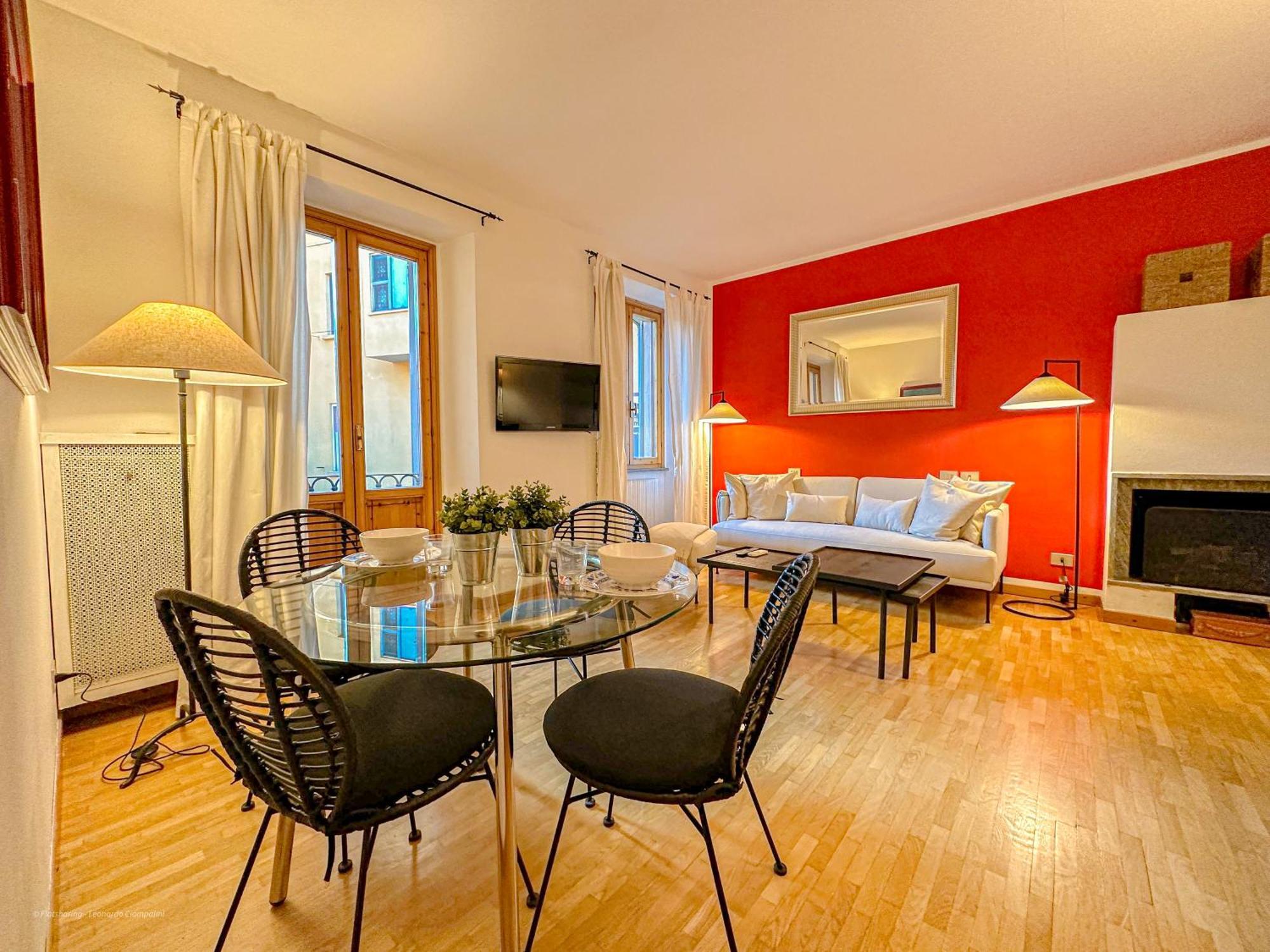 Apartment Red81 - 10 Min Dal Duomo - 2 Milan